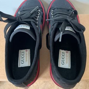Gucci off the grid sneaker.